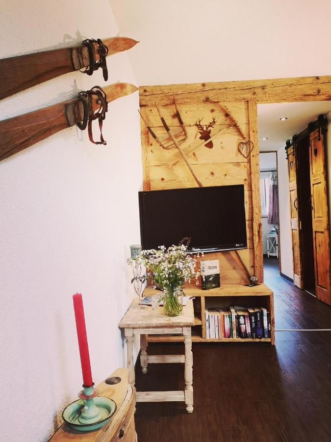 Urchige 2-Zimmerwohnung Matten  ภายนอก รูปภาพ